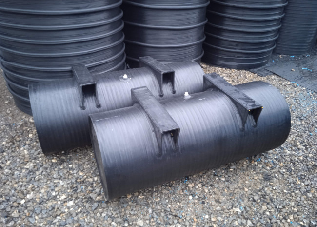 Plastični plovci i burići