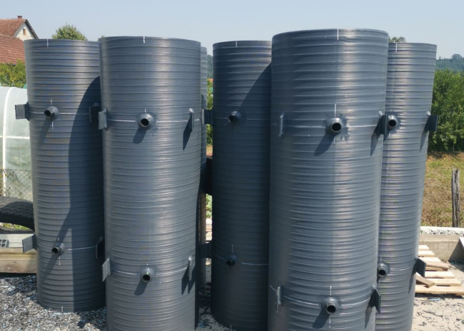 Plastični plovci i burići